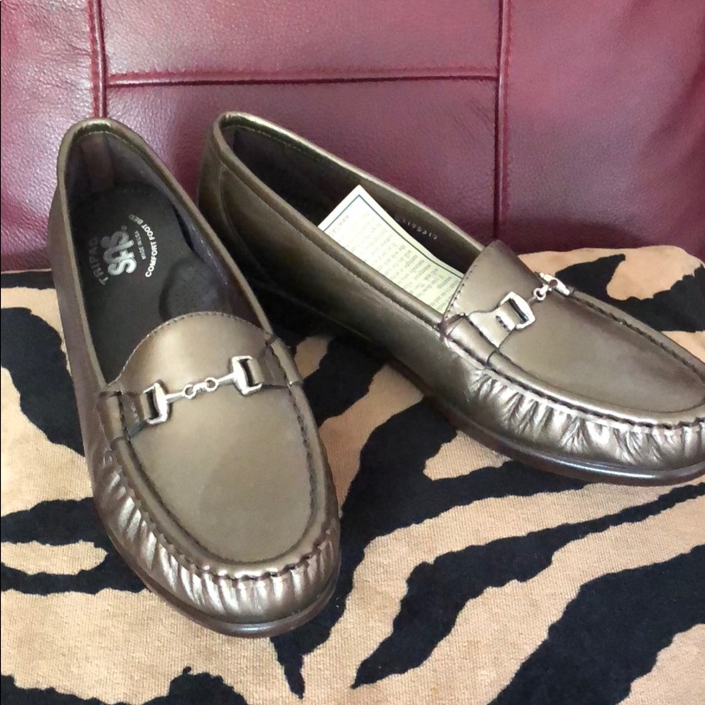 SAS Genuine Leather Metro Loafer